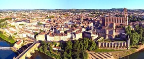 Vue aérienne d'Albi, France historique.