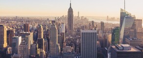 Empire State Building au coucher du soleil, New York.