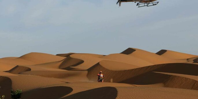 rallye Dakar helicoptère vue aérienne