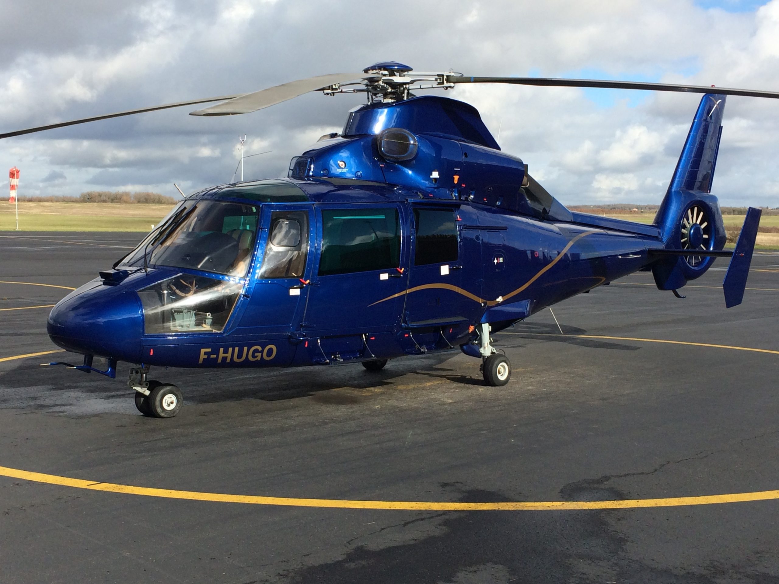 Eurocopter/ Airbus helicopter Dauphin As 355 Bi Turbine Helicopter