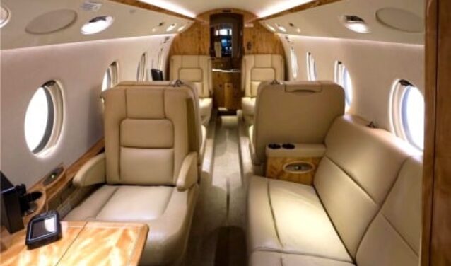 Jet privé GULFSTREAM G150 cabine intérieure