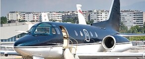 Location de jet privé : SABRELINER 65 sur le tarmac.
