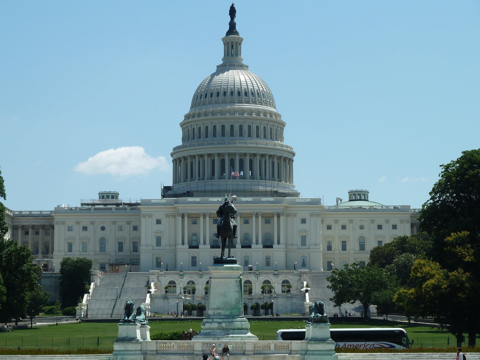 Capitole Washington, statue, ciel dégagé, monument emblématique