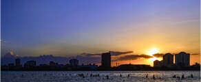 Hanoï : toits de la ville au coucher du soleil et plaisir de l'eau