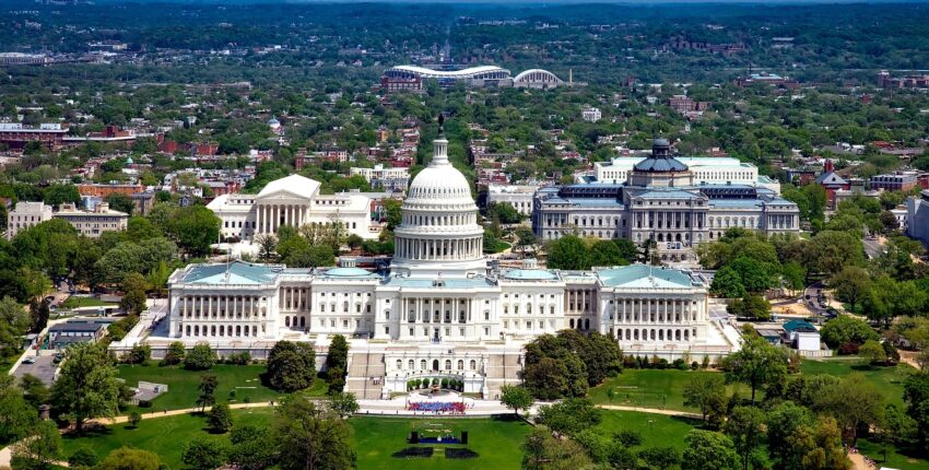 Capitole des États-Unis à Washington, D.C. vue aérienne.