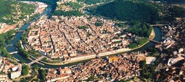 Besançon, vue aérienne, boucle Doubs historique.