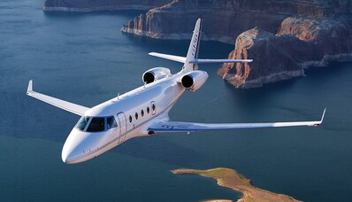 Gulfstream G150 en vol