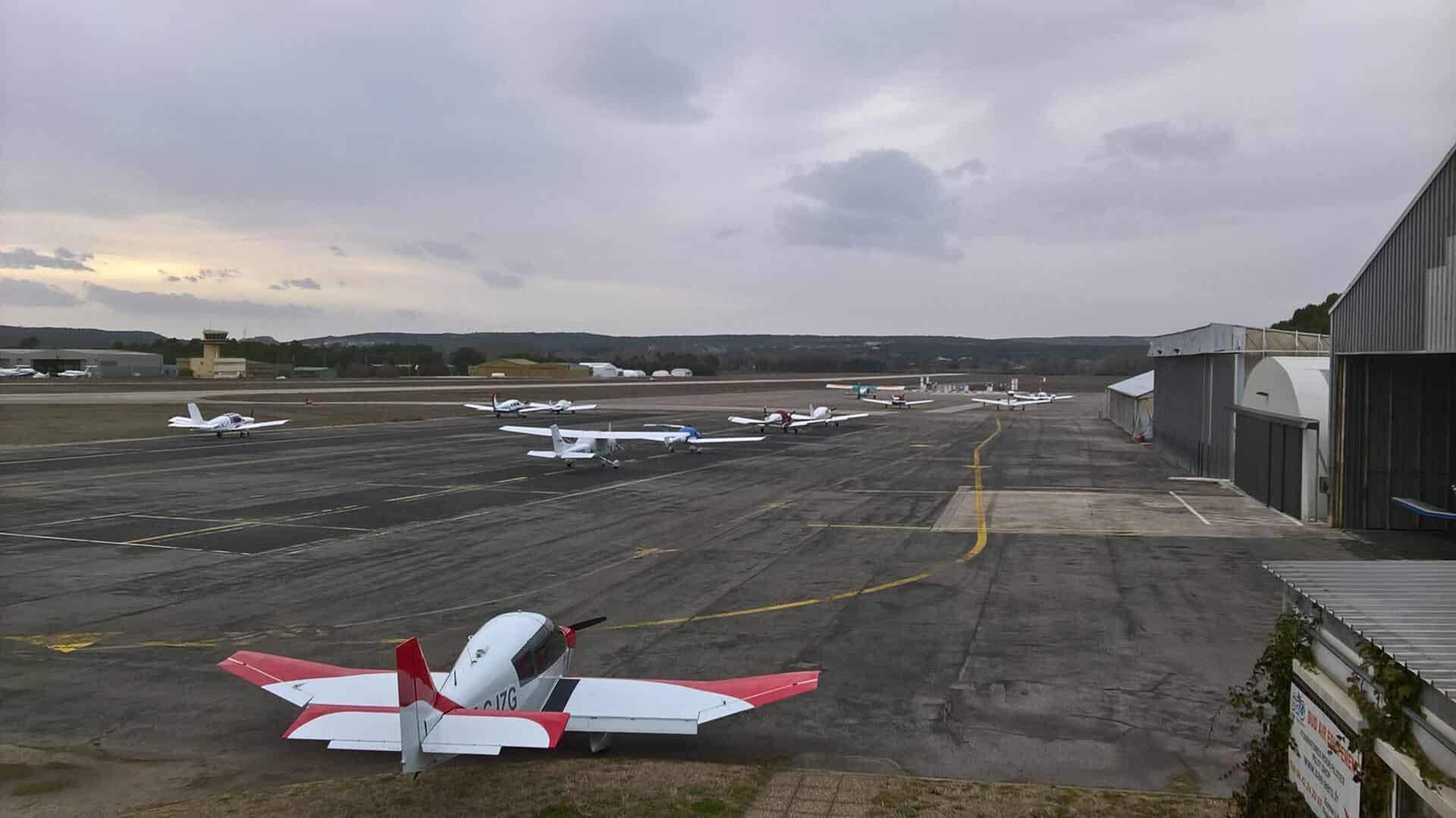 Hire a private jet to and from Aix En Provence Les Mille Airport ...