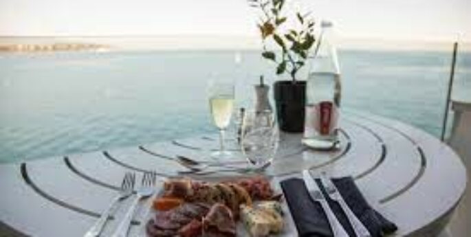 restaurant bord de mer à Cannes