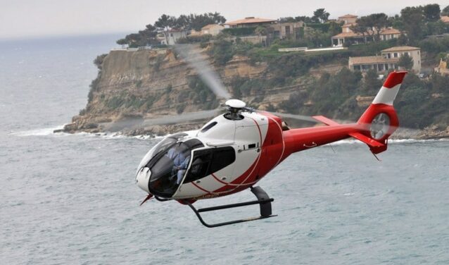 Hélicoptère H120 en vol