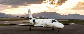 Location de jet privé CITATION V ULTRA au coucher du soleil.