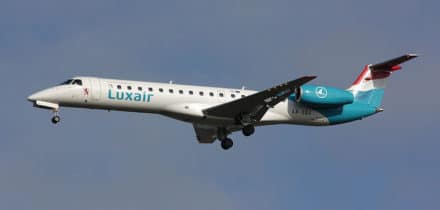 Embraer 145 en vol
