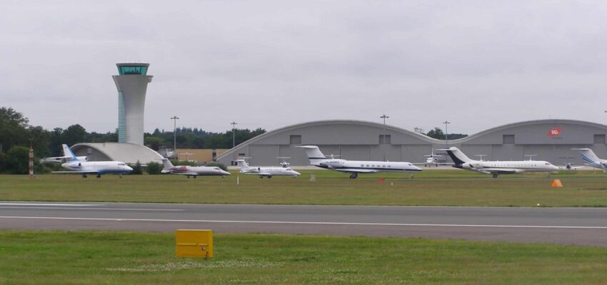 location de jet privé sur une piste à Farnborough