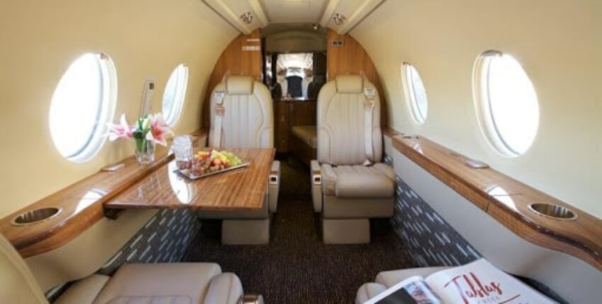 Alternative : Jet privé Nextant 400 XT, intérieur luxe.