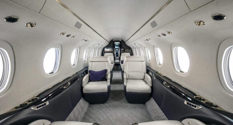 intérieur luxueux jet privé Citation Longitude