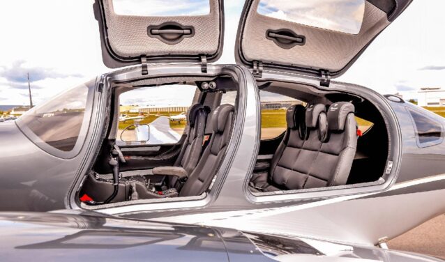 Diamond DA 62 intérieur