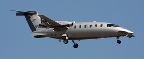 Piaggio avanti p180 en vol