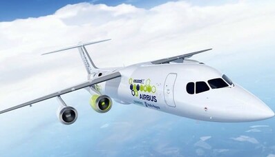 location de jet privé, Airbus quatre moteurs volant au-dessus des nuages