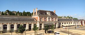 location de jet privé en gare de Brive, façade historique