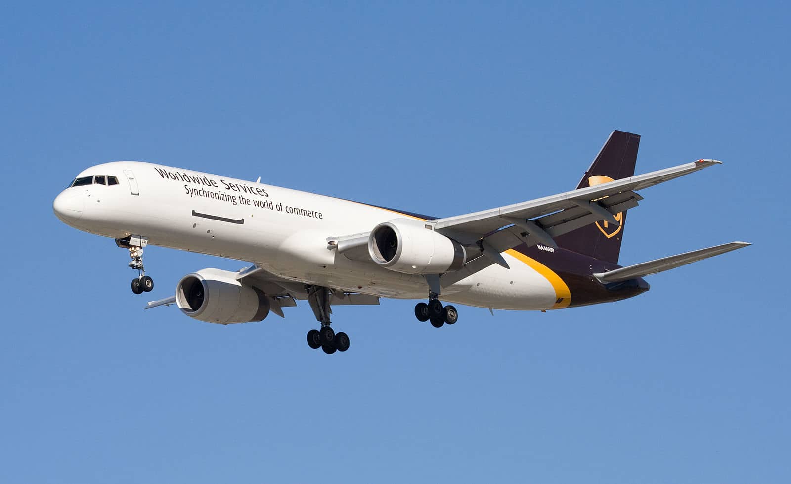 BOEING 757-200PF cargo aircraft rental | AEROAFFAIRES