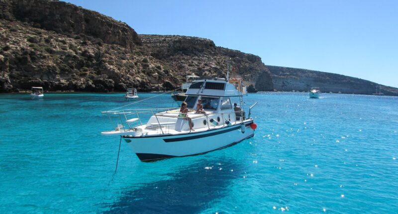 Location de jet privé et hélicoptère à Lampedusa