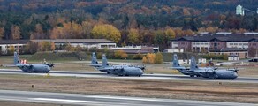 location de jet privé Ramstein en automne avec avions militaires