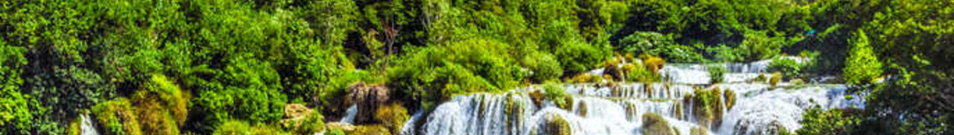 Locations vacances Croatie : cascades et falaises pittoresques.