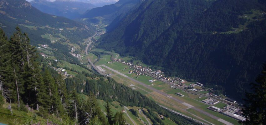 vue aérienne aéroport d'Ambri