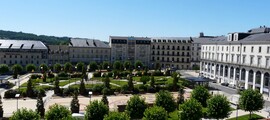 Place Francheville remplie de jardins, Périgueux
