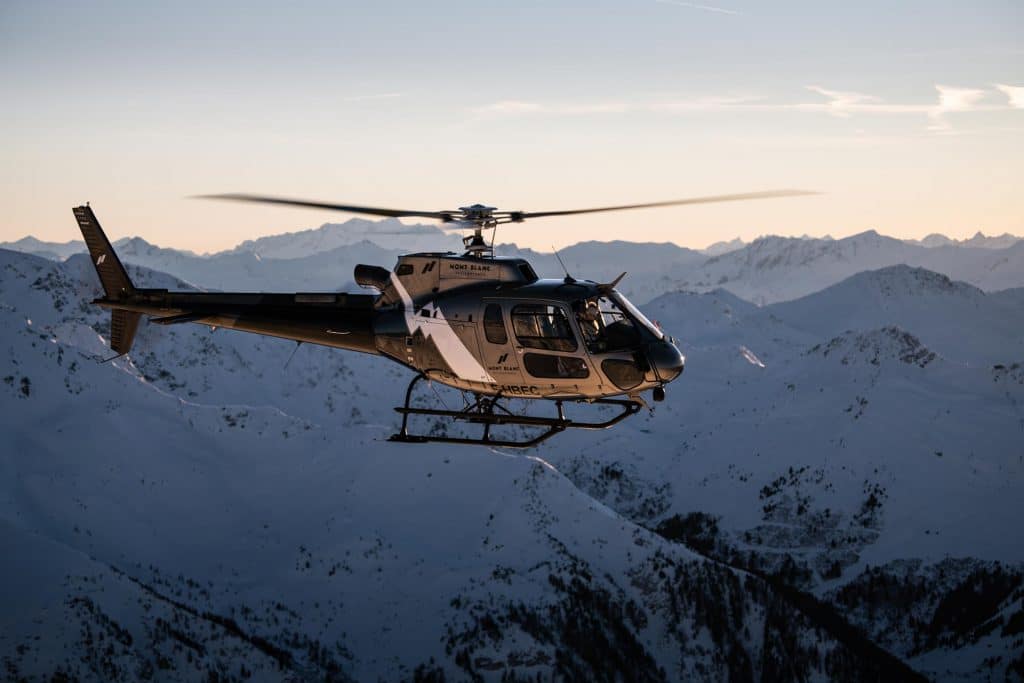 location helicoptere courchevel
