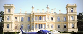 chateau de Ferrières helicoptere copie