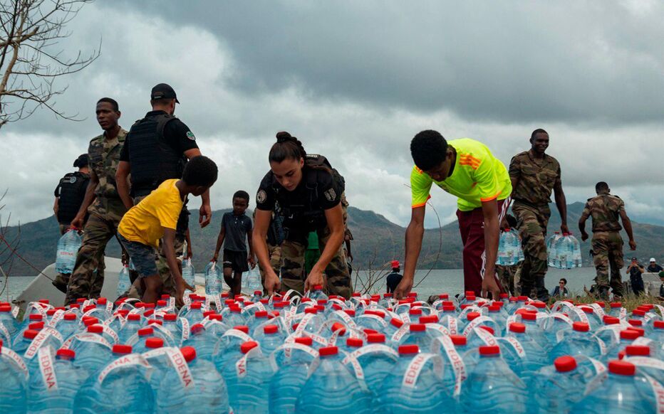 FRANCE OVERSEAS MAYOTTE WEATHER CLIMATE AID