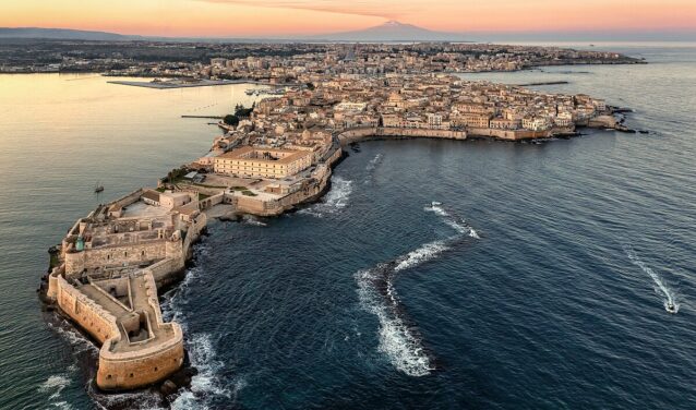 Ortigia Siracusa sicilia elicottero