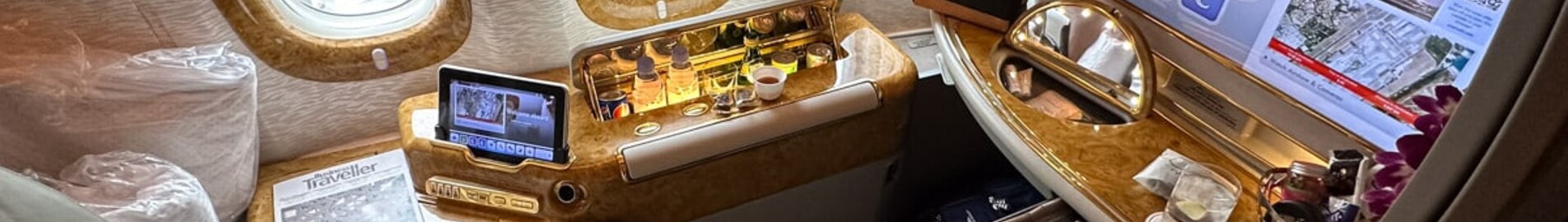 En 2025, les UHNWIs préfèrent le private jet à la première classe